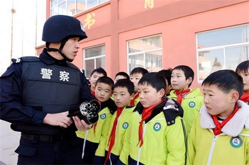 ��110�����ա���У԰